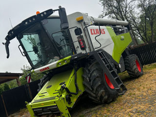 Combina Claas Trion 750