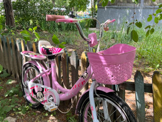 Bicicleta roz doar 500 lei