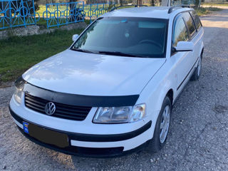 Volkswagen Passat foto 2