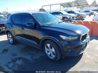 Volvo XC40 foto 1