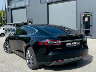 Tesla Model S foto 3