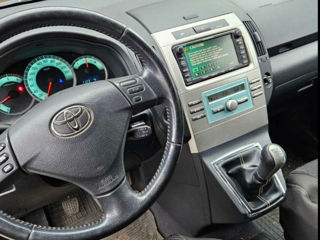 Toyota Corolla Verso foto 6