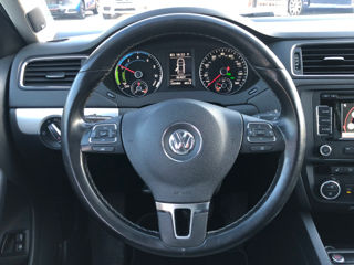 Volkswagen Jetta foto 8