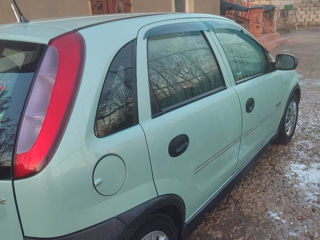 Opel Corsa foto 2