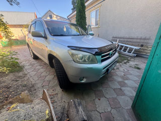 Toyota Rav 4 foto 4