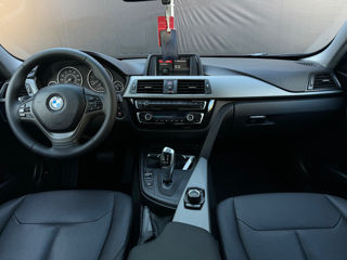 BMW 3 Series foto 10