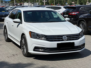 Volkswagen Passat foto 4