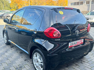 Toyota Aygo foto 8