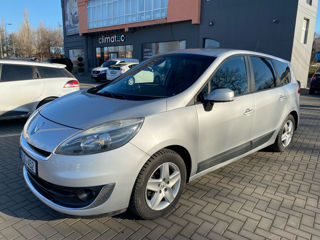 Renault Grand Scenic foto 8