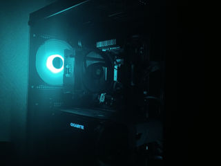 Vând PC gaming foto 3