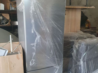 Скидка на абсолютно новый холодильник.
