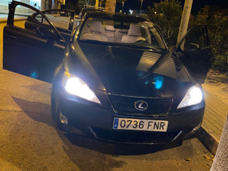 Lexus IS Series foto 2