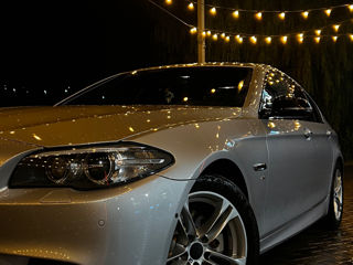 BMW 5 Series foto 3