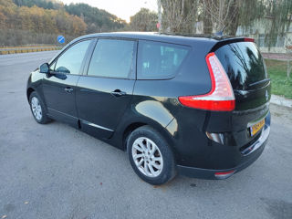 Renault Grand Scenic foto 4