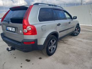 Volvo XC90 foto 8