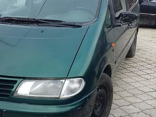 Volkswagen Sharan foto 6