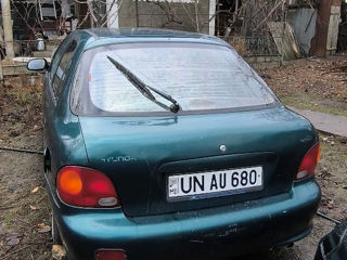 Hyundai Accent foto 4