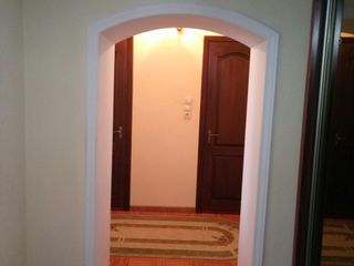 Apartament cu 3 camere, 73 m², Botanica, Chișinău foto 2