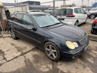 Mercedes C-Class foto 5