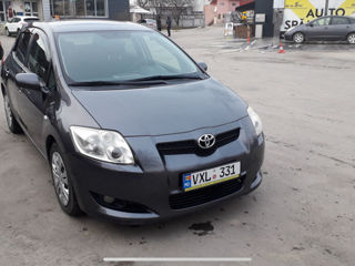 Toyota Auris foto 1