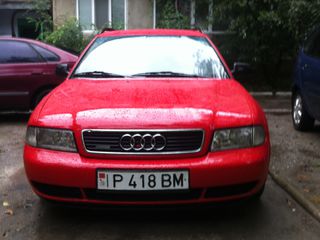 Audi A4 foto 1