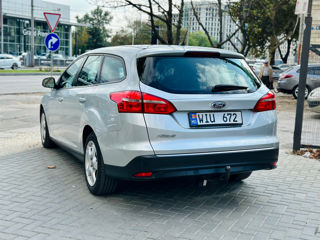 Ford Focus foto 6