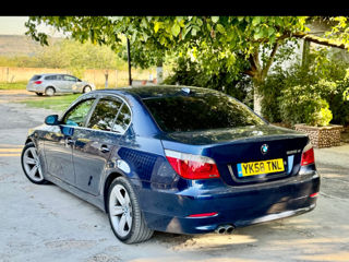 BMW 5 Series foto 6