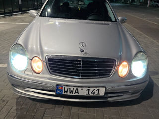 Mercedes E-Class foto 9