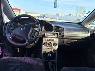 Opel Zafira foto 9