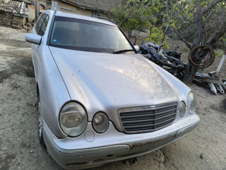 Mercedes 210E 2.7 Dizel  piese. foto 1