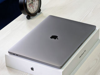 MacBook Pro 16 Retina 2020 (Core i7 9750H/16Gb DDR4/512Gb SSD/4Gb Radeon Pro 5300M/16") foto 13