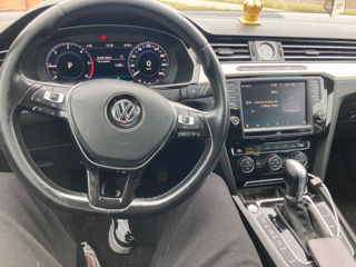 Volkswagen Passat foto 4