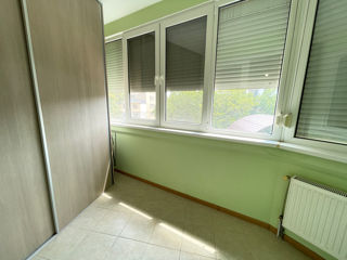 Apartament cu 2 camere, 81 m², Botanica, Chișinău foto 6