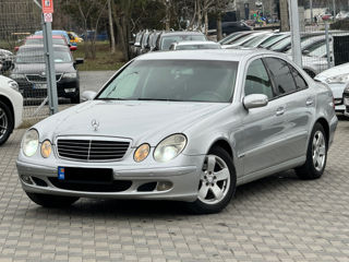 Mercedes E-Class foto 4