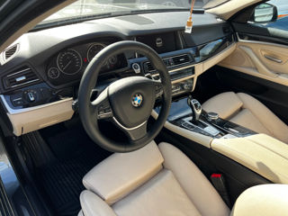 BMW 5 Series foto 10