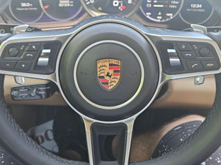 Porsche Panamera foto 18