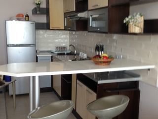 Apartament cu 2 camere, 73 m², Centru, Chișinău foto 2