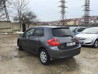 Toyota Auris foto 4