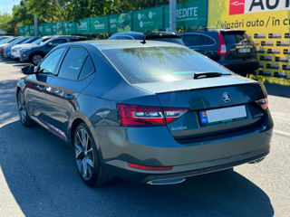 Skoda Superb foto 7