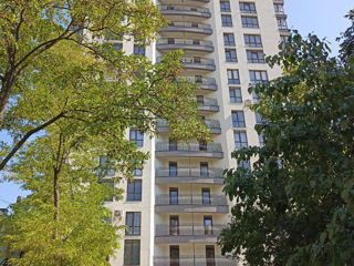 1-комн. кв., 36 м², 13/16 эт.