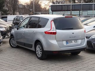 Renault Grand Scenic foto 4