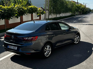 Renault Megane foto 3