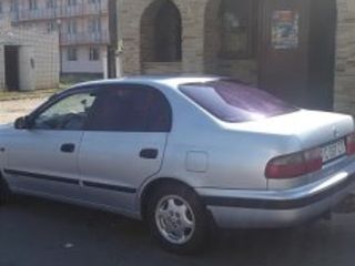 Toyota Carina foto 3