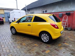 Opel Corsa foto 9