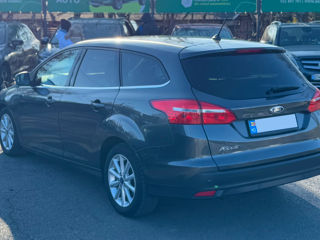 Ford Focus foto 8