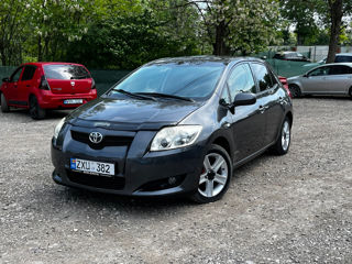 Toyota Auris foto 2