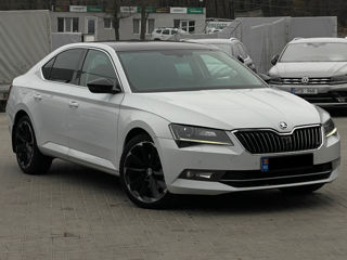 Skoda Superb foto 4