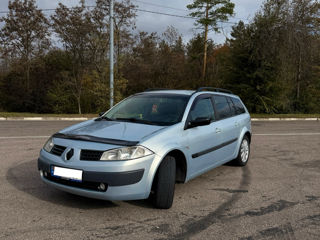 Renault Megane foto 2