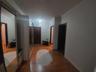 Apartament cu 3 camere, 106 m², Buiucani, Chișinău