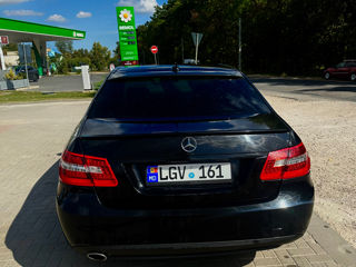 Mercedes E-Class foto 4